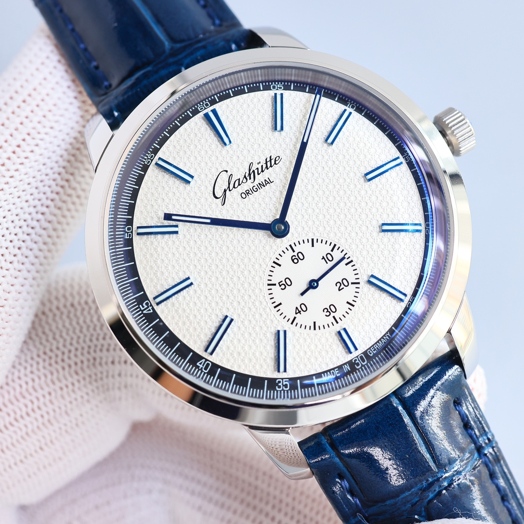 Classic Watch 42mm White / Rose Gold - watch1970 - Image 5