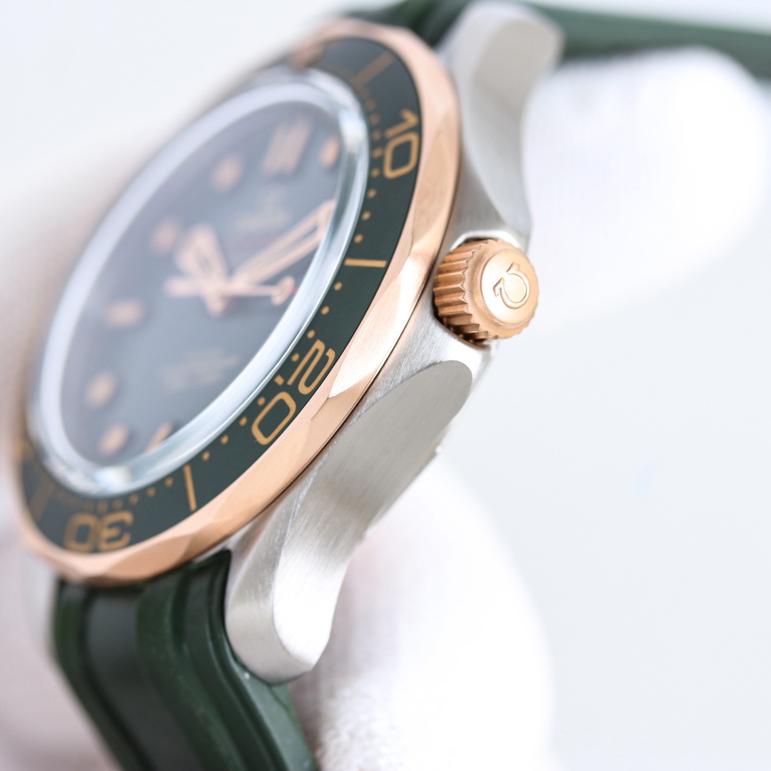 Omega Seamaster 42mm Green / Gold - watch1988 - Image 5