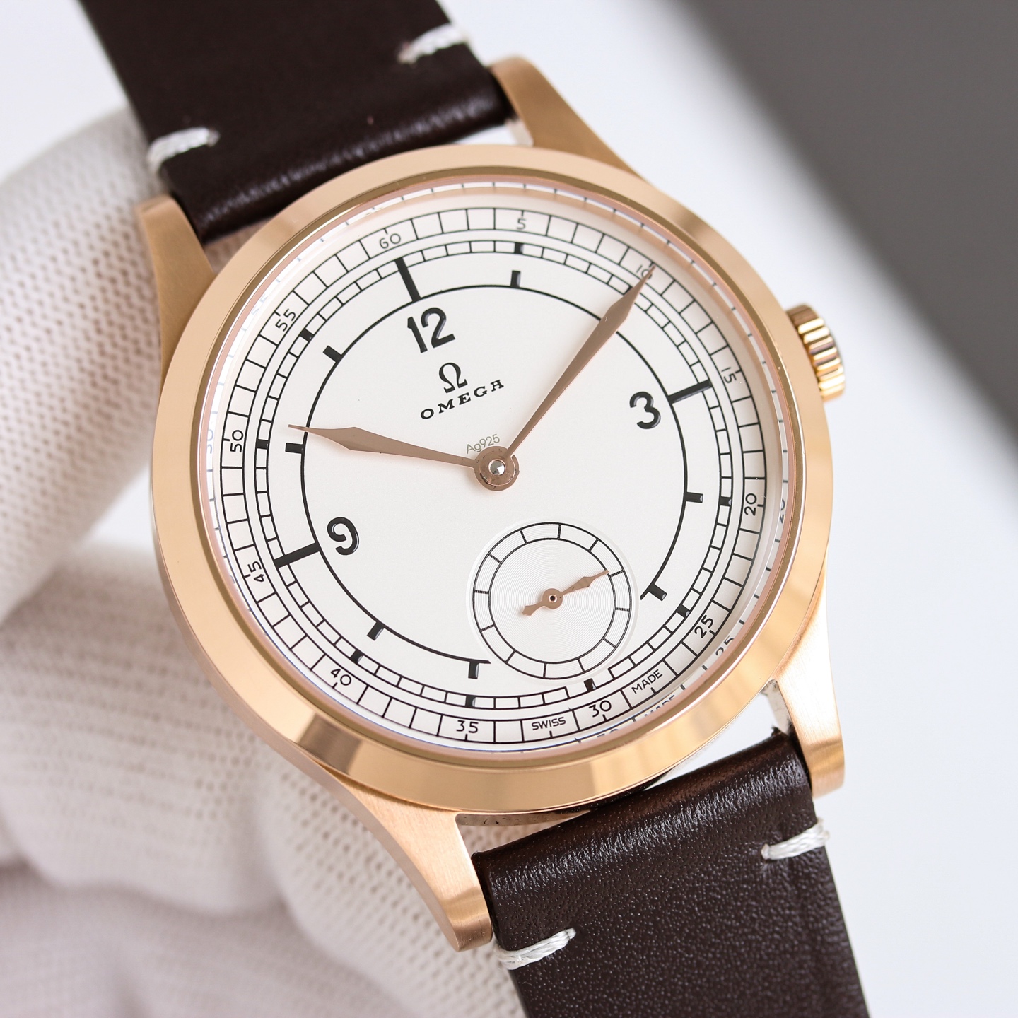 Classic Watch 39mm White / Silver - watch2064 - Image 5